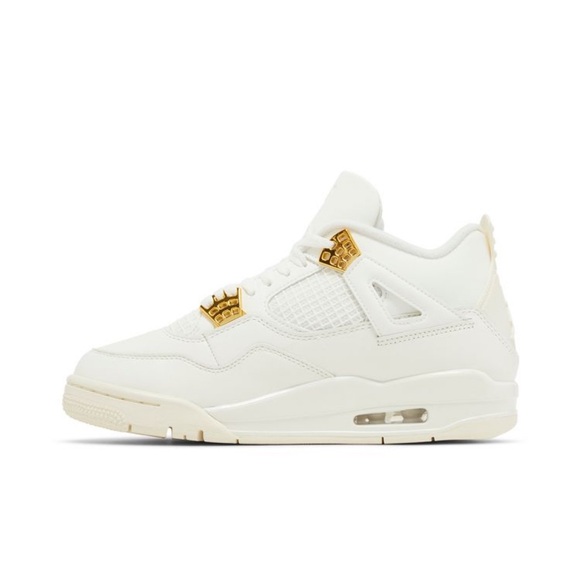 New - Nike woman’s Jordan 4 Retro metallic gold - Picture 2 of 9